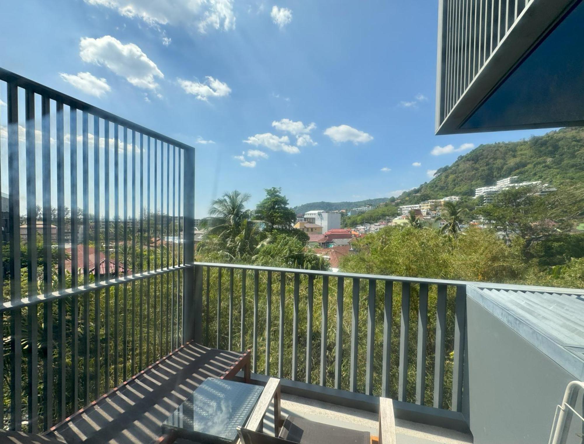 The Deck Condominium By Lofty Patong Екстер'єр фото
