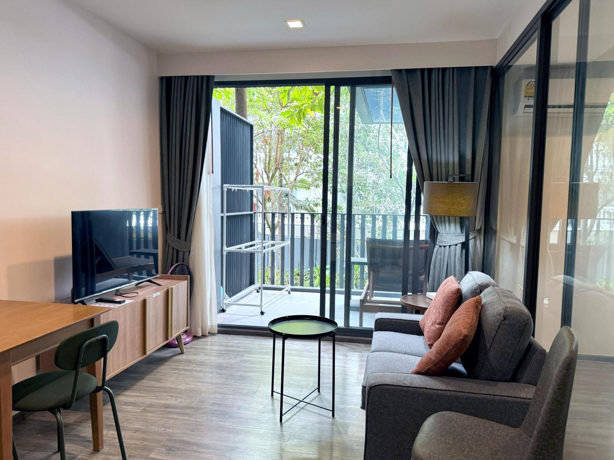 The Deck Condominium By Lofty Patong Екстер'єр фото